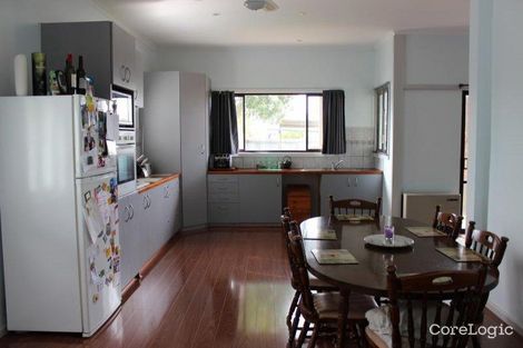 Property photo of 21 Tomkins Parade Benalla VIC 3672