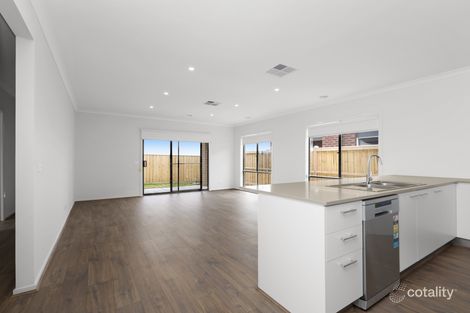 Property photo of 27 Cochrane Avenue Mickleham VIC 3064