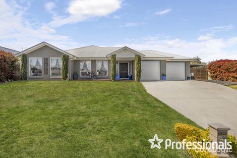 Property photo of 22 Federation Drive Kelso NSW 2795