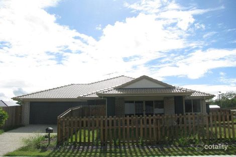 8 Belle Ct, Redbank, QLD 4301