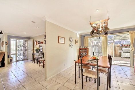 Property photo of 12 Patrick Place Currans Hill NSW 2567