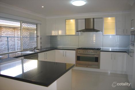 Property photo of 18 Pansy Street Wynnum QLD 4178