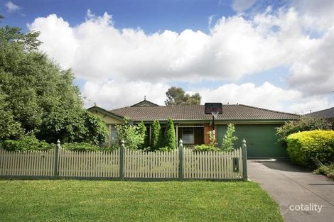 Property photo of 4 Oakdene Court Rowville VIC 3178