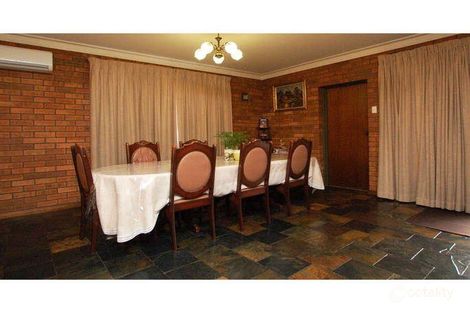 Property photo of 16 Athens Place Oak Park VIC 3046