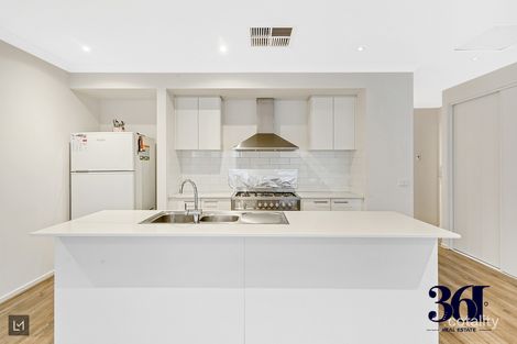 Property photo of 17 Sidon Circuit Tarneit VIC 3029