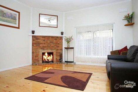 Property photo of 76 Hobson Street Newport VIC 3015