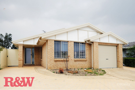 Property photo of 9 Carruthers Drive Horningsea Park NSW 2171