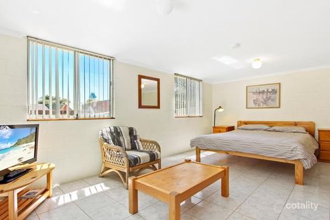 Property photo of 124 Sunpatch Parade Tomakin NSW 2537