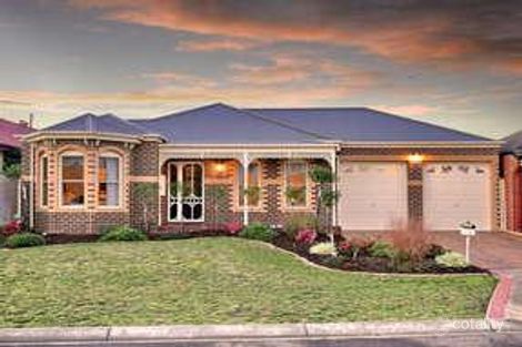 5 John August Walk, Seabrook, VIC 3028