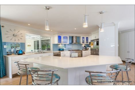 14 Ben Nevis St, Tamborine Mountain, QLD 4272