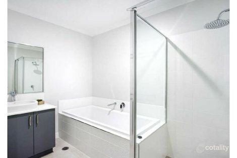 Property photo of 9 Parker Road Cannonvale QLD 4802