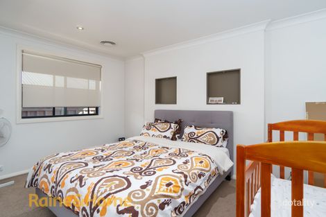 Property photo of 2/27 Dove Street Mount Austin NSW 2650