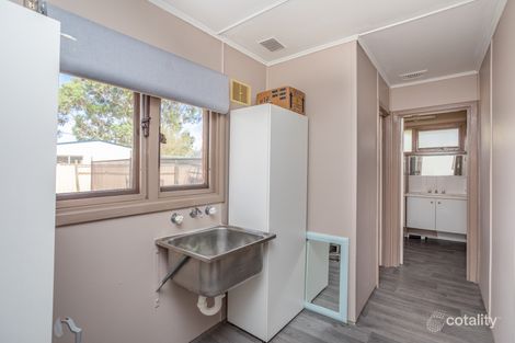 Property photo of 32B Hollybush Way Kelmscott WA 6111