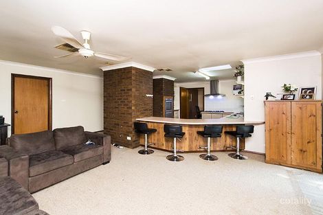 Property photo of 17 Stringybark Drive Forrestfield WA 6058