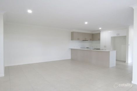 Property photo of 1/41 Armstrong Beach Road Armstrong Beach QLD 4737
