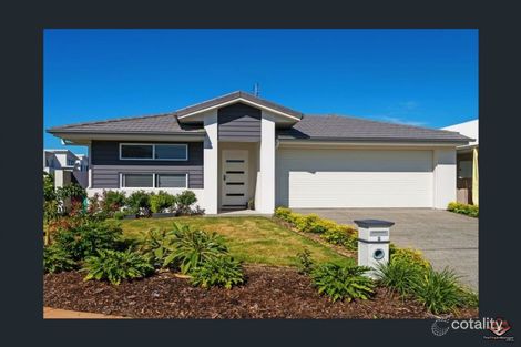 Property photo of 2 Keelson Crescent Hope Island QLD 4212