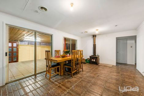 Property photo of 2 Devitt Court Burnside VIC 3023