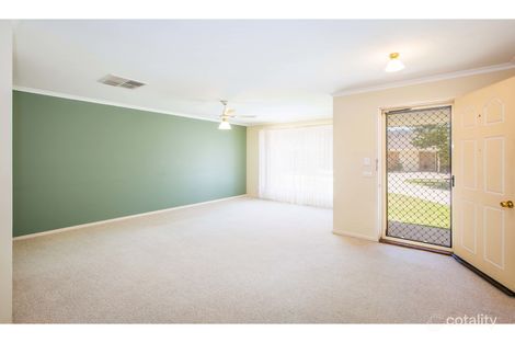 Property photo of 2/19 Saville Avenue Lavington NSW 2641