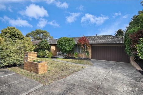 13 Mantova Dr, Wheelers Hill, VIC 3150