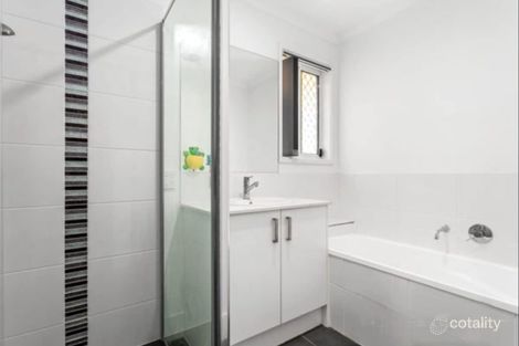 Property photo of 5 De Graaf Street Bellbird Park QLD 4300
