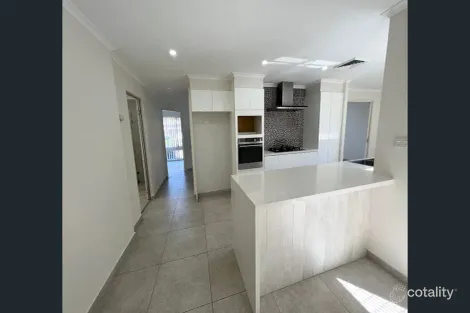 3 Alligator Pl, Kearns, NSW 2558