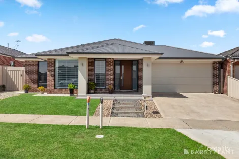 33 Westwood Rd, Kilmore, VIC 3764