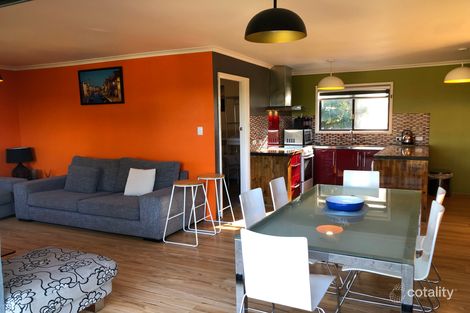 Property photo of 19 Birrahlea Street Waratah Bay VIC 3959