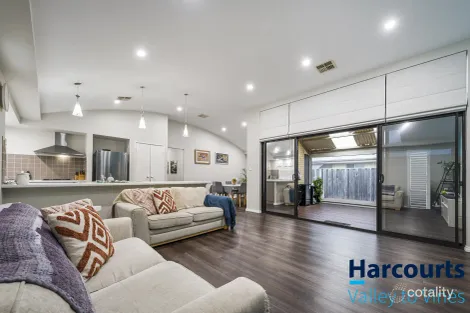 Property photo of 34 Elmina Avenue Ellenbrook WA 6069