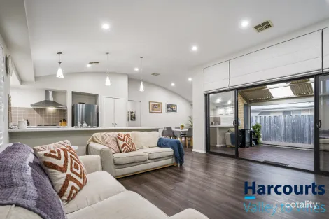 Property photo of 34 Elmina Avenue Ellenbrook WA 6069