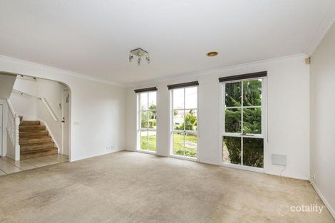 Property photo of 6 Varga Close Mill Park VIC 3082
