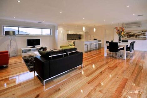 Property photo of 37 Carrington Road Niddrie VIC 3042