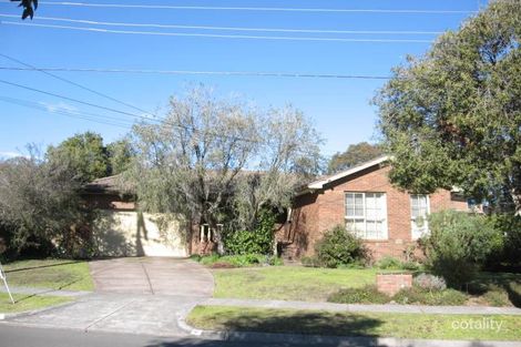 4 Greenways Rd, Glen Waverley, VIC 3150