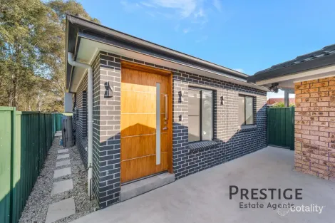 35 Raphael St, Greenfield Park, NSW 2176