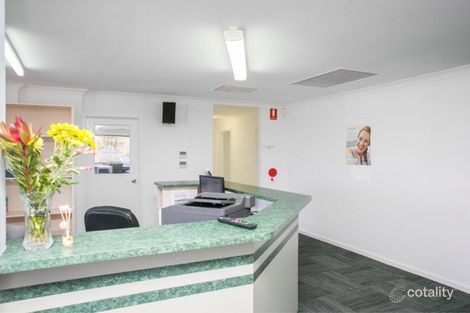 Property photo of 2 Hull Way Beechboro WA 6063