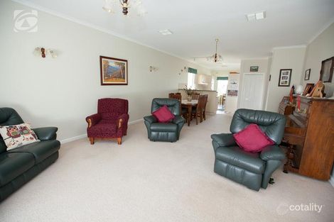 Property photo of 24 Fifth Avenue Naracoorte SA 5271