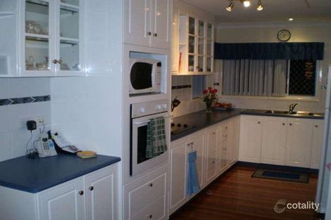 Property photo of 4 Farsley Court Kippa-Ring QLD 4021