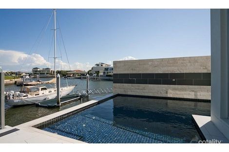 Property photo of 1 Royal Albert Crescent Paradise Point QLD 4216