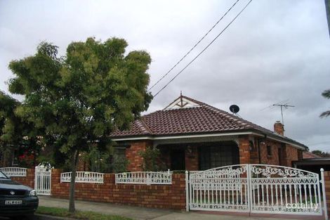 7 Edward St, Kingsgrove, NSW 2208