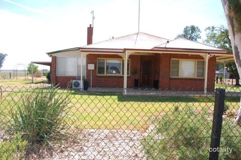 105 Bells Rd, Caniambo, VIC 3630