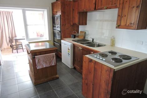 Property photo of 18 Edmund Terrace Murray Bridge SA 5253
