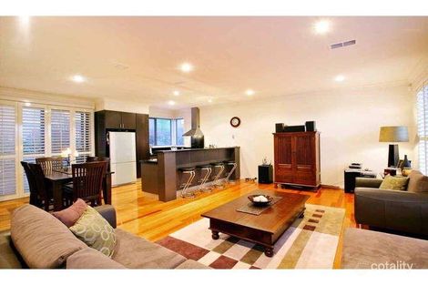 Property photo of 54 Edgewater Boulevard Maribyrnong VIC 3032