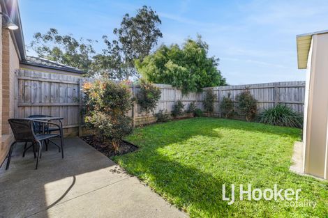 Property photo of 1 Springwater Drive Drouin VIC 3818