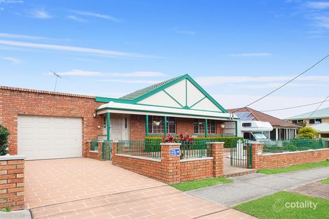 Property photo of 27 Warburton Street Chifley NSW 2036