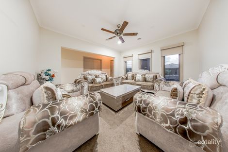 Property photo of 56 Genevieve Circuit Cranbourne East VIC 3977