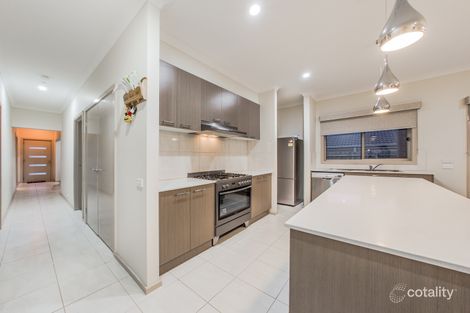 Property photo of 56 Genevieve Circuit Cranbourne East VIC 3977