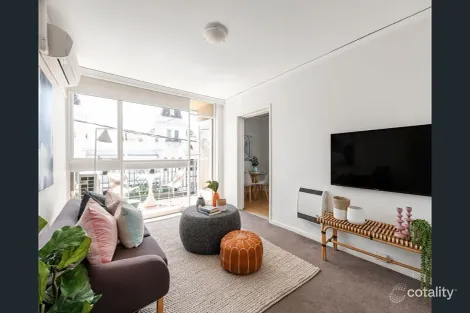 8/15 Burnett St, St Kilda, VIC 3182