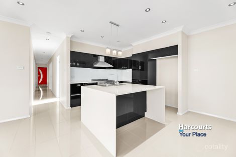 Property photo of 10 Blackthorn Place Ropes Crossing NSW 2760