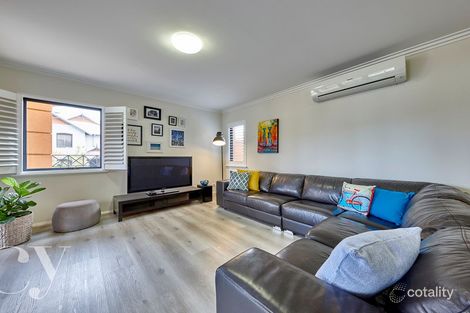Property photo of 2/3-5 Doepel Street North Fremantle WA 6159