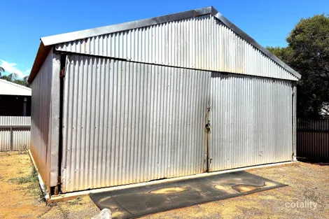 Property photo of 10 Kunanalling Avenue Hannans WA 6430