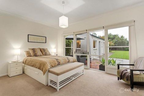Property photo of 8 Wilfred Road Ivanhoe East VIC 3079